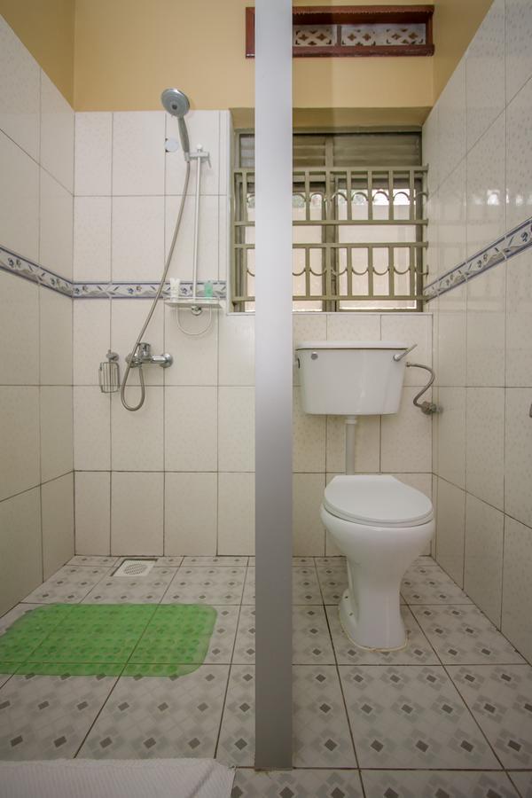 Tuzza Hotel Bushenyi Εξωτερικό φωτογραφία