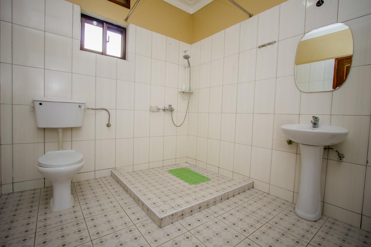 Tuzza Hotel Bushenyi Εξωτερικό φωτογραφία